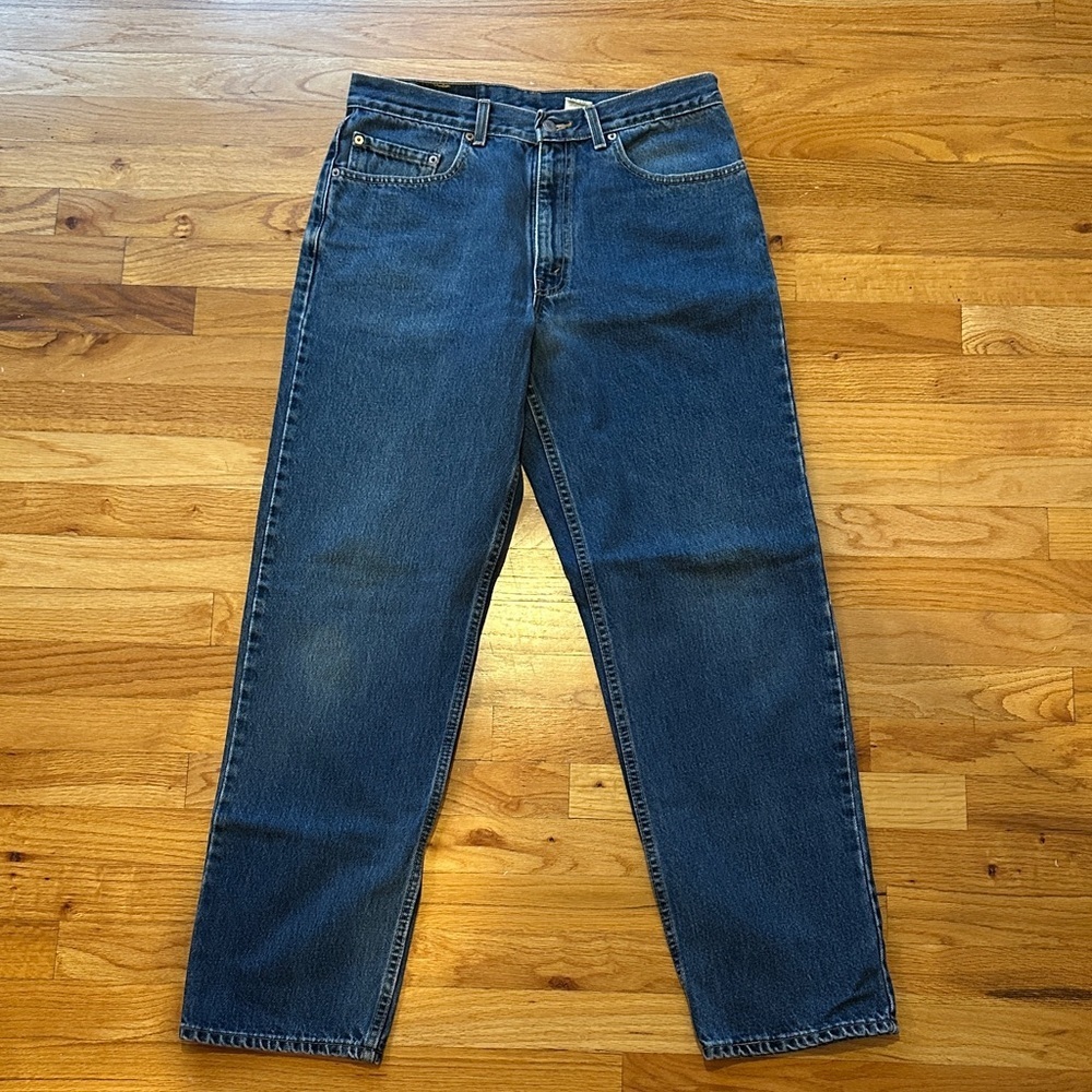 Like New! Levi's Relaxed Fit Blue Jeans for Men